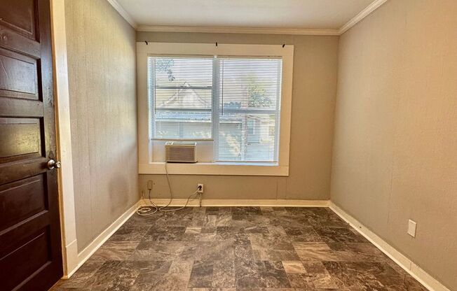 1 bed, 1 bath, $850