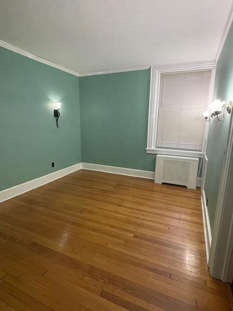 2 beds, 1 bath, $1,200