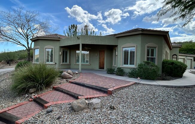 Black Canyon City Custom Home w/Pool & *NO* Carpet!