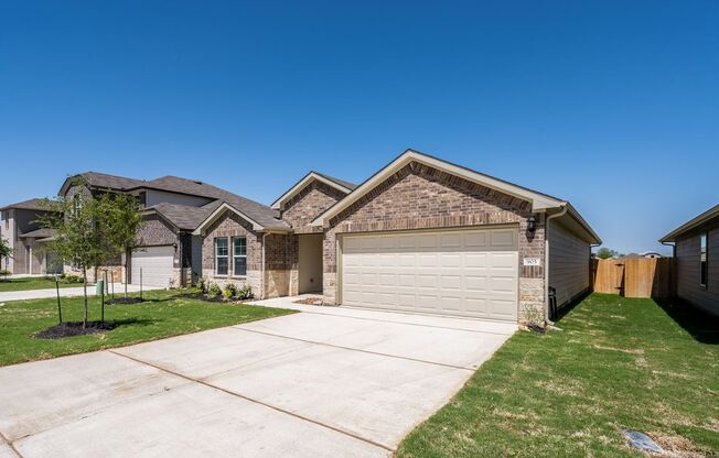 1,574 SF Home in Seguin - 3 BR / 2 BA - Arroyo Ranch!!!