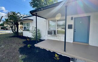2 BED 1 BATH READY TO RENT IN PLANT CITY!