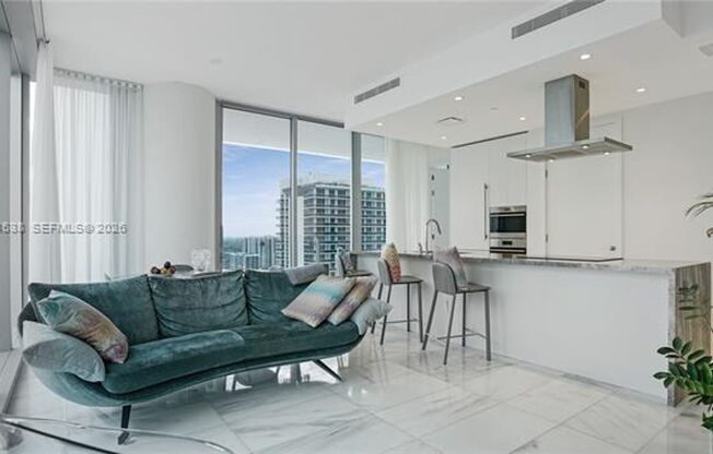 2 beds, 2 baths, $7,000, Unit # 3005