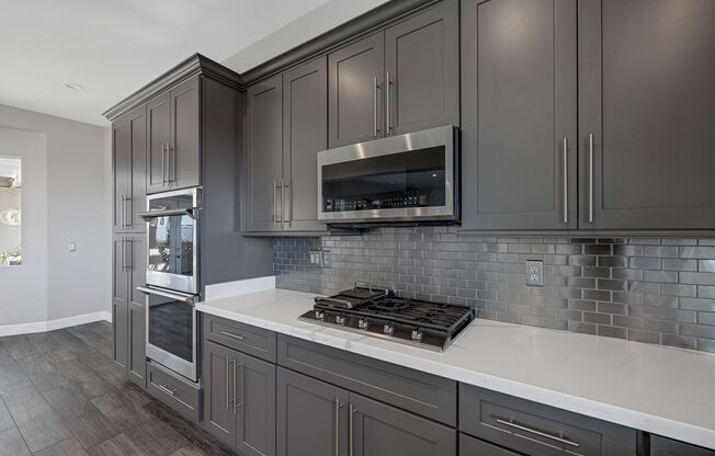3 beds, 3.5 baths, $5,295