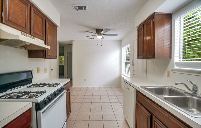 10310 LITTLE PEBBLE DR