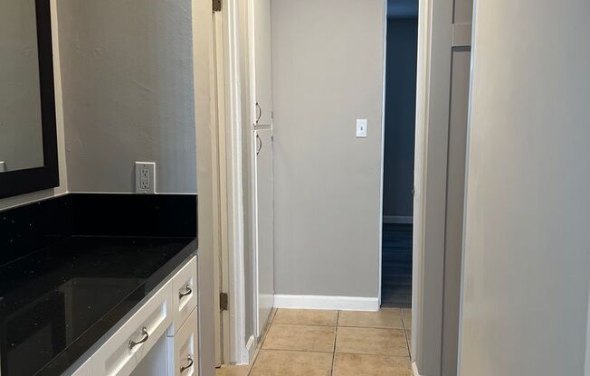 2 beds, 1 bath, 682 sqft, $2,295, Unit 1902-103