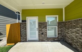 3 beds, 2.5 baths, $1,695