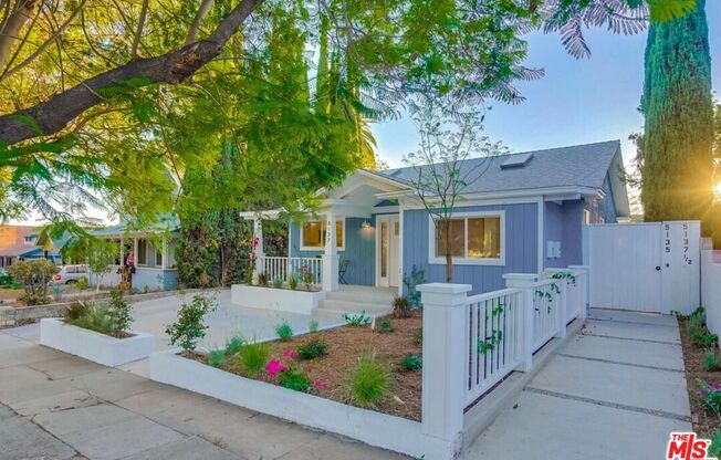 5137 N EAGLE ROCK BLVD