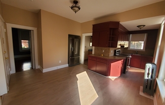 1 bed, 1 bath, 750 sqft, $2,000, Unit 1