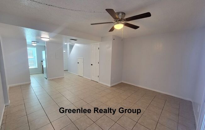 2BR/1.5BA Two-Story Condo in the Washington Square Community – Tampa