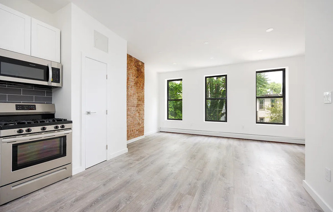 601 DECATUR ST