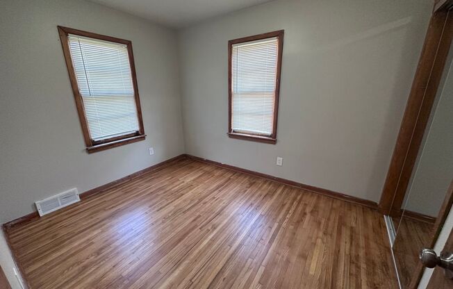 3 beds, 1 bath, $1,175