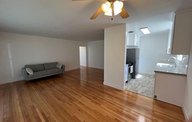 1 bed, 1 bath, 850 sqft, $3,375, Unit 23