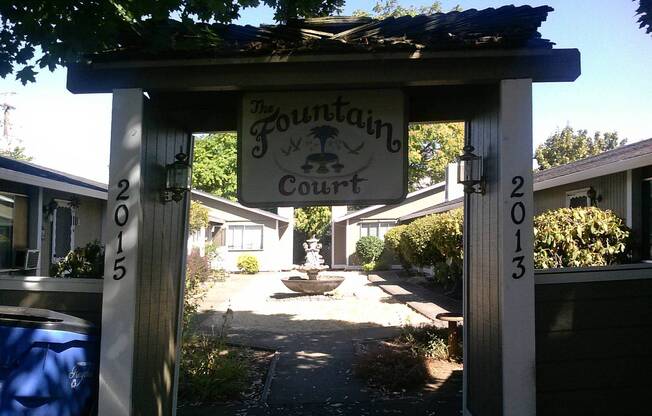 Anderson - Fountain Court - 2013-2015