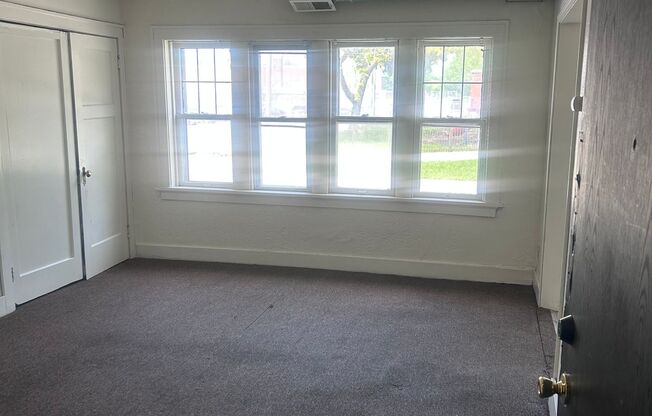 Affordable 1-Bedroom Apartment with Appliances Included – $685/Month