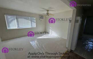 2 beds, 1 bath, $2,095, Unit Oakland Blv 1440 #09