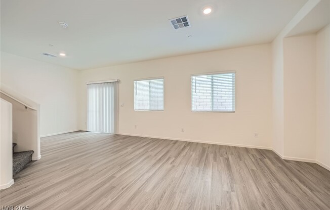 7865 PANDORA SKY ST