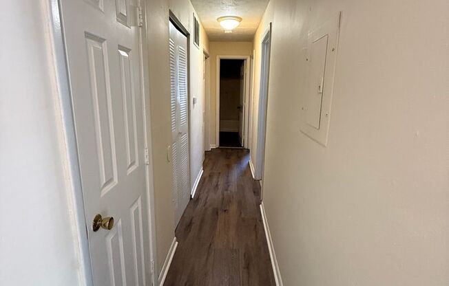 2 beds, 1 bath, 830 sqft, $1,099, Unit 8629D