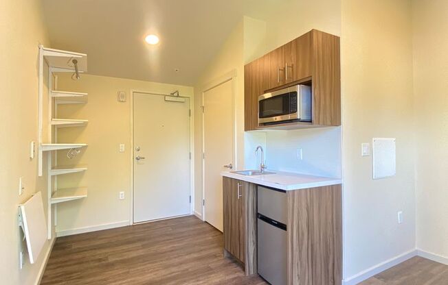 Studio, 1 bath, 175 sqft, $1,295, Unit 502-MFTE