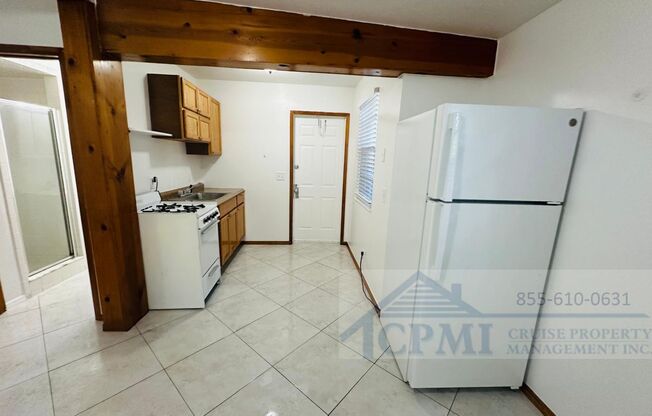 Studio, 1 bath, 600 sqft, $1,425, Unit 1