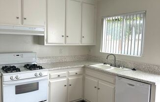 132 Rancho Yorba Apartments