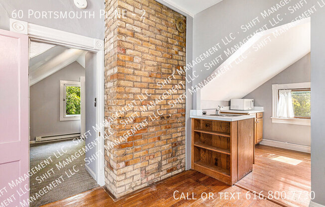 60 PORTSMOUTH PL NE