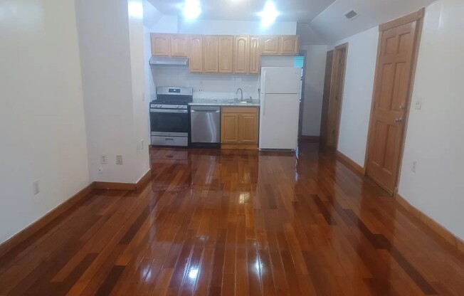 13 TABOR PL