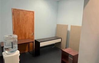 Studio, 800 sqft, $2,250