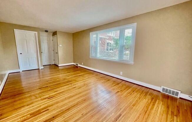 1 bed, 1 bath, $675, Unit 4