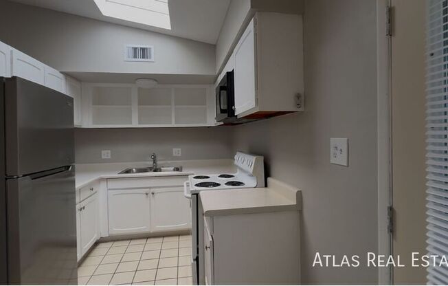 2644 N 46 ST