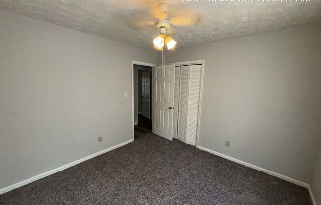 3 beds, 2 baths, $1,600