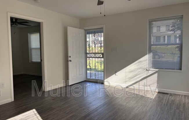 1732 JOUROLMAN AVE