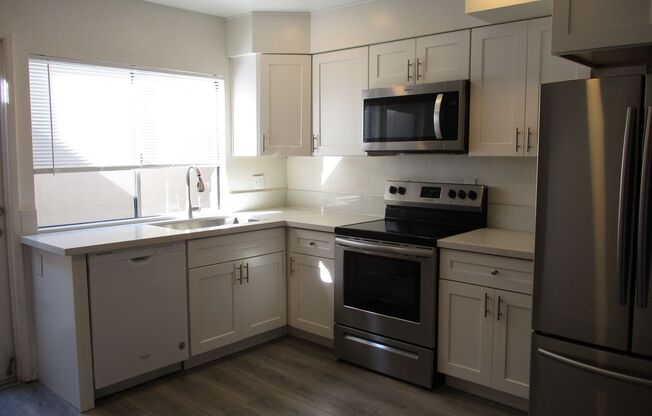Woodlands in La Jolla  2 bedroom 1 bath townhome newly updated