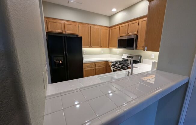 3 Bedroom - 2.5 Bathroom Townhome in Scripps Ranch