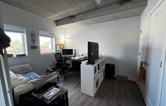 2 beds, 1 bath, 978 sqft, $2,250, Unit 509