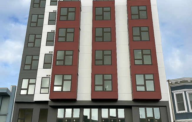 4742 Mission