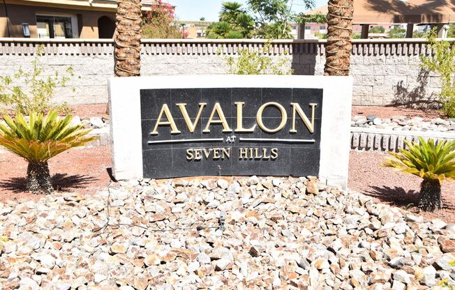 HENDERSON - SEVEN HILLS - CONDO - 1 BED + 1 BATH ON 1ST FLOOR