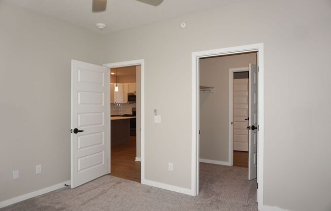 1 bed, 1 bath, 730 sqft, $1,299, Unit 446