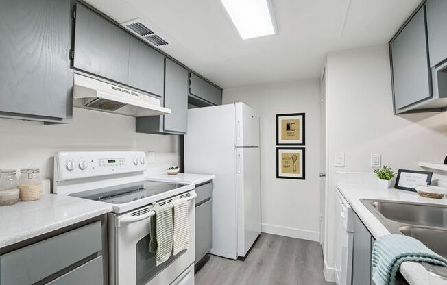 1 bed, 1 bath, 722 sqft, $963, Unit 2136