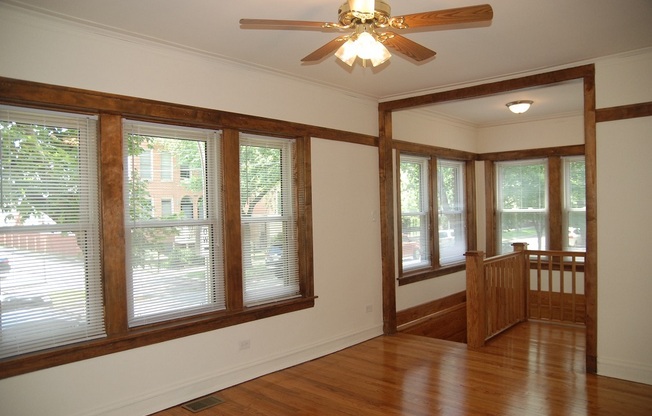 1535 W. Addison