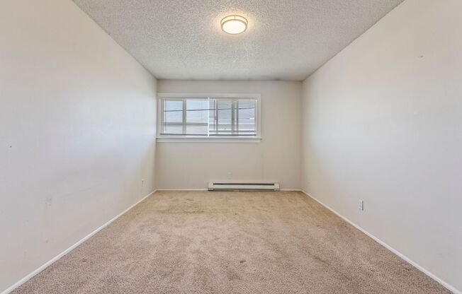 2 beds, 1 bath, 864 sqft, $1,349, Unit #30