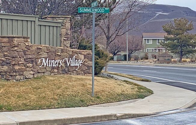 1495 WILD WOLF WAY