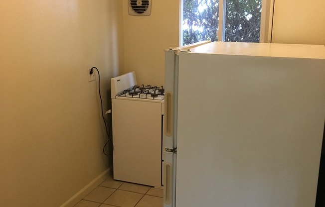 Studio, 1 bath, 254 sqft, $1,695, Unit 1612-4