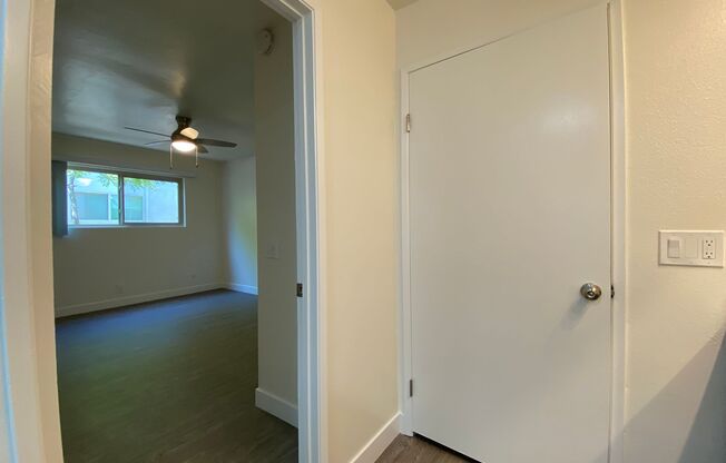 1 bed, 1 bath, 770 sqft, $2,600, Unit K-136