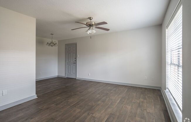 2 beds, 1.5 baths, 1,150 sqft, $1,175, Unit 233
