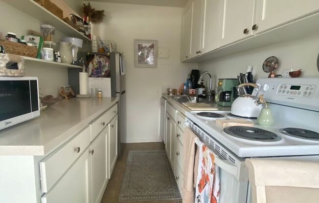 Villa Capri at Eastlake, Seattle