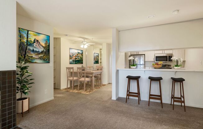 2 beds, 2 baths, 857 sqft, $2,600, Unit B231