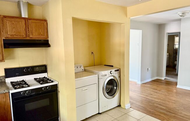 2 beds, 1 bath, $800