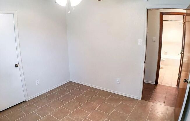 3 beds, 2 baths, $2,200