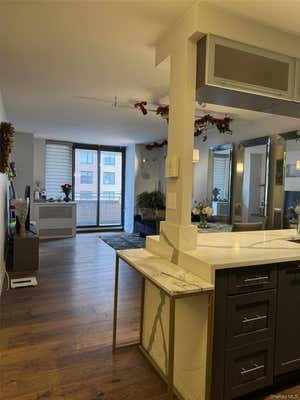 2 beds, 2 baths, 984 sqft, $7,500, Unit 11F