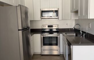 1240 West Washington Apartments